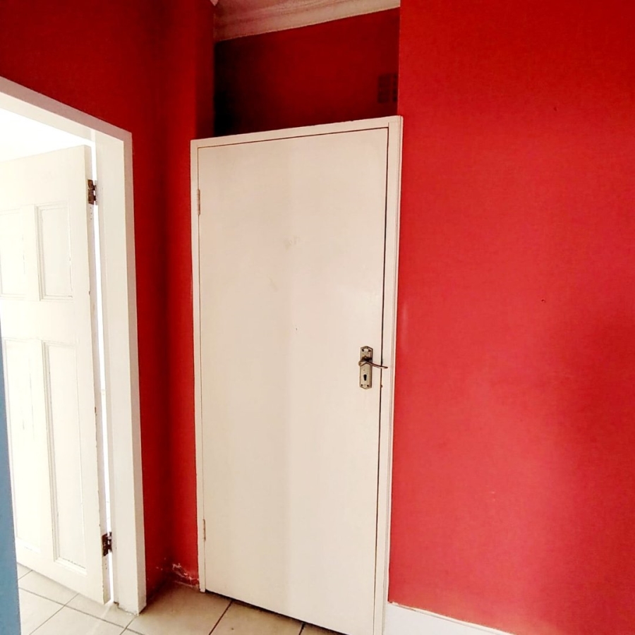 2 Bedroom Property for Sale in Quigney Eastern Cape